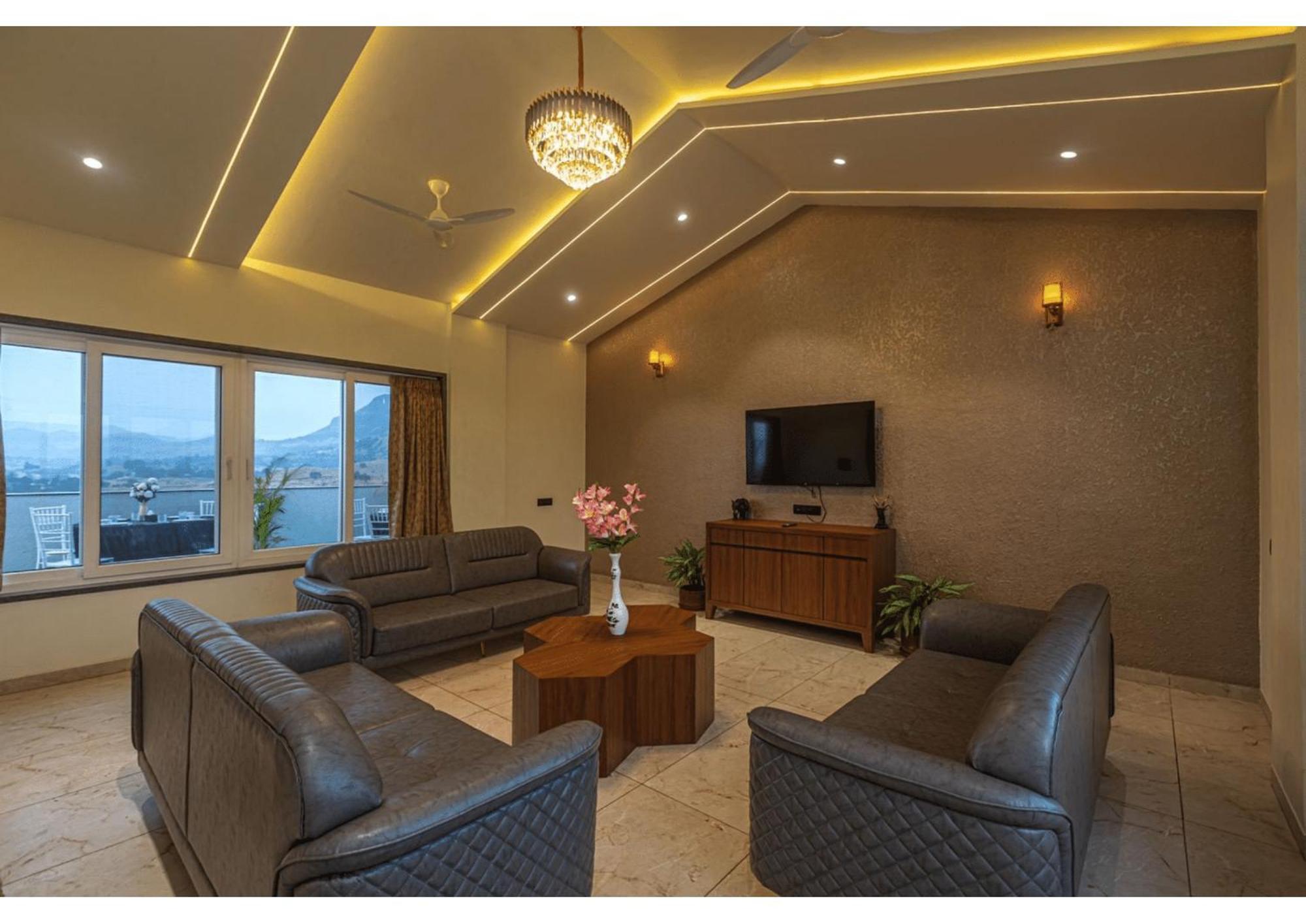 Mountain Glory 8Bhk By Tensorstays, Pool & Theater Igatpuri Dış mekan fotoğraf
