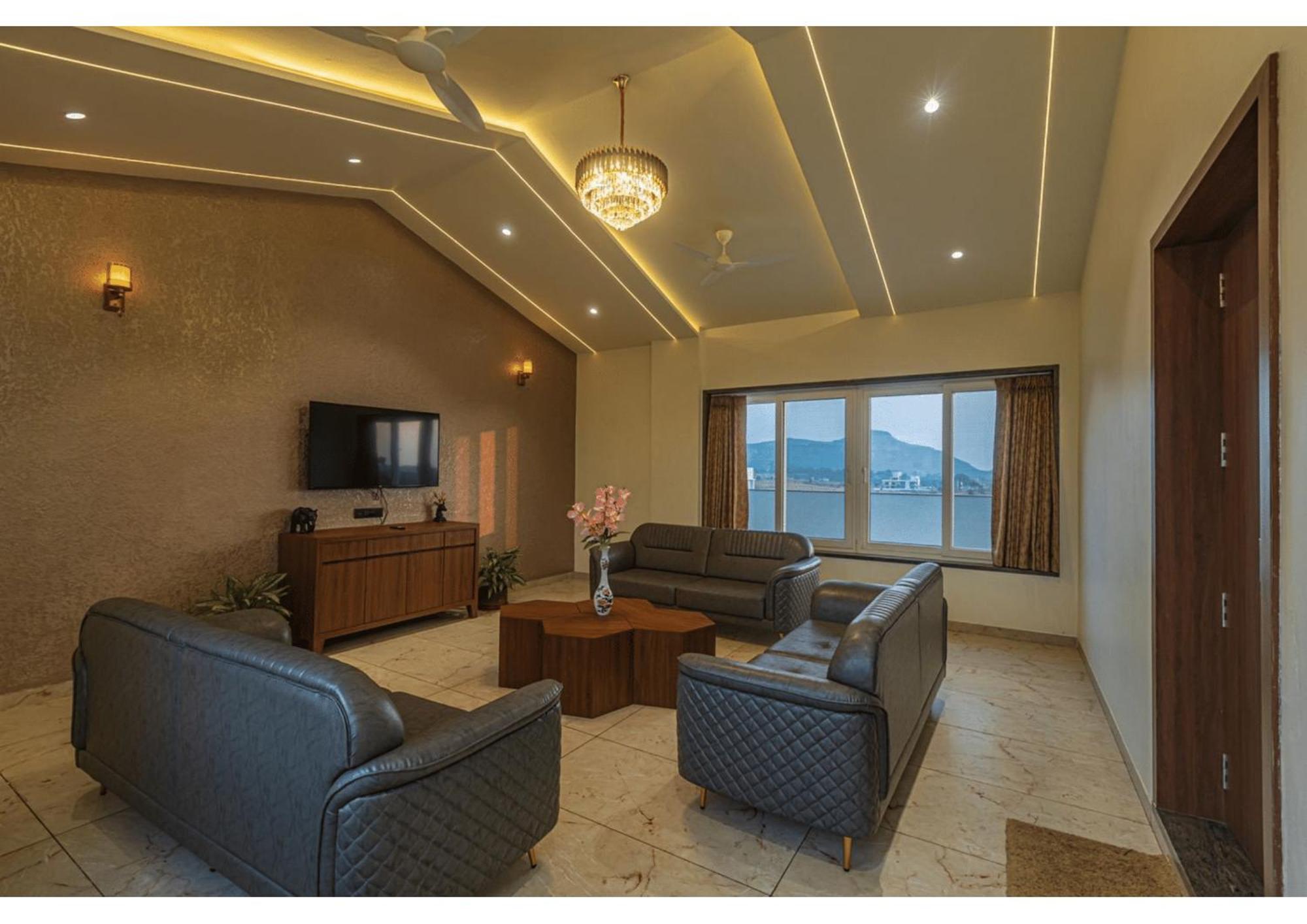 Mountain Glory 8Bhk By Tensorstays, Pool & Theater Igatpuri Dış mekan fotoğraf